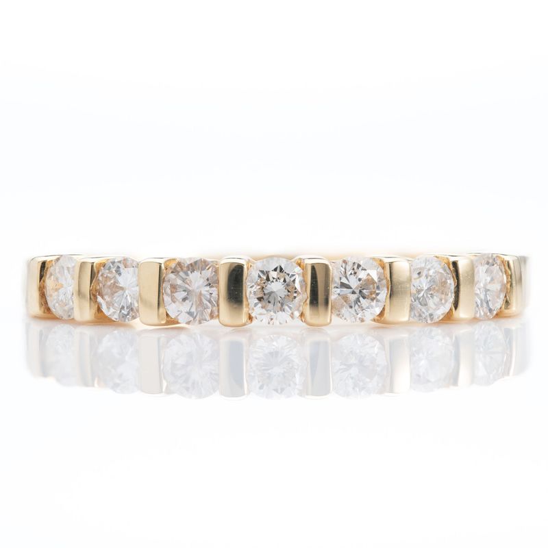 18ct Yellow Gold Brilliant Cut Diamond 7 Stone Ring