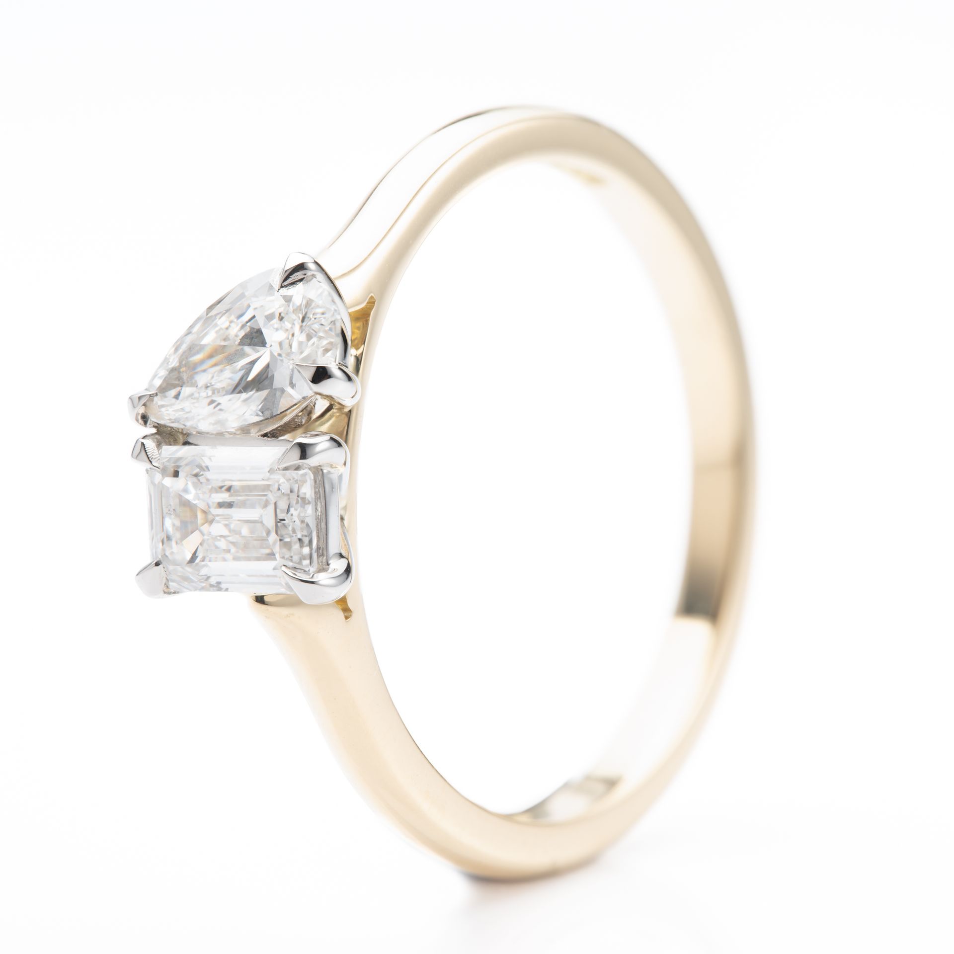 18ct Yellow Gold & Diamond Emerald and Pear Cut Ring