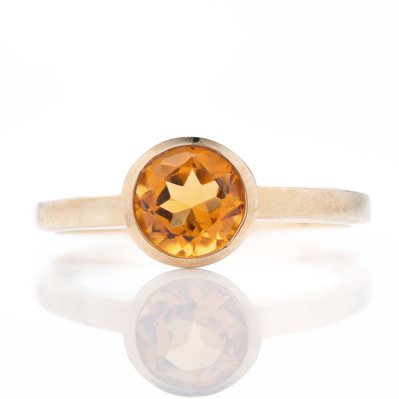 9ct Yellow Gold Round Cut Citrine Rubover Set Ring