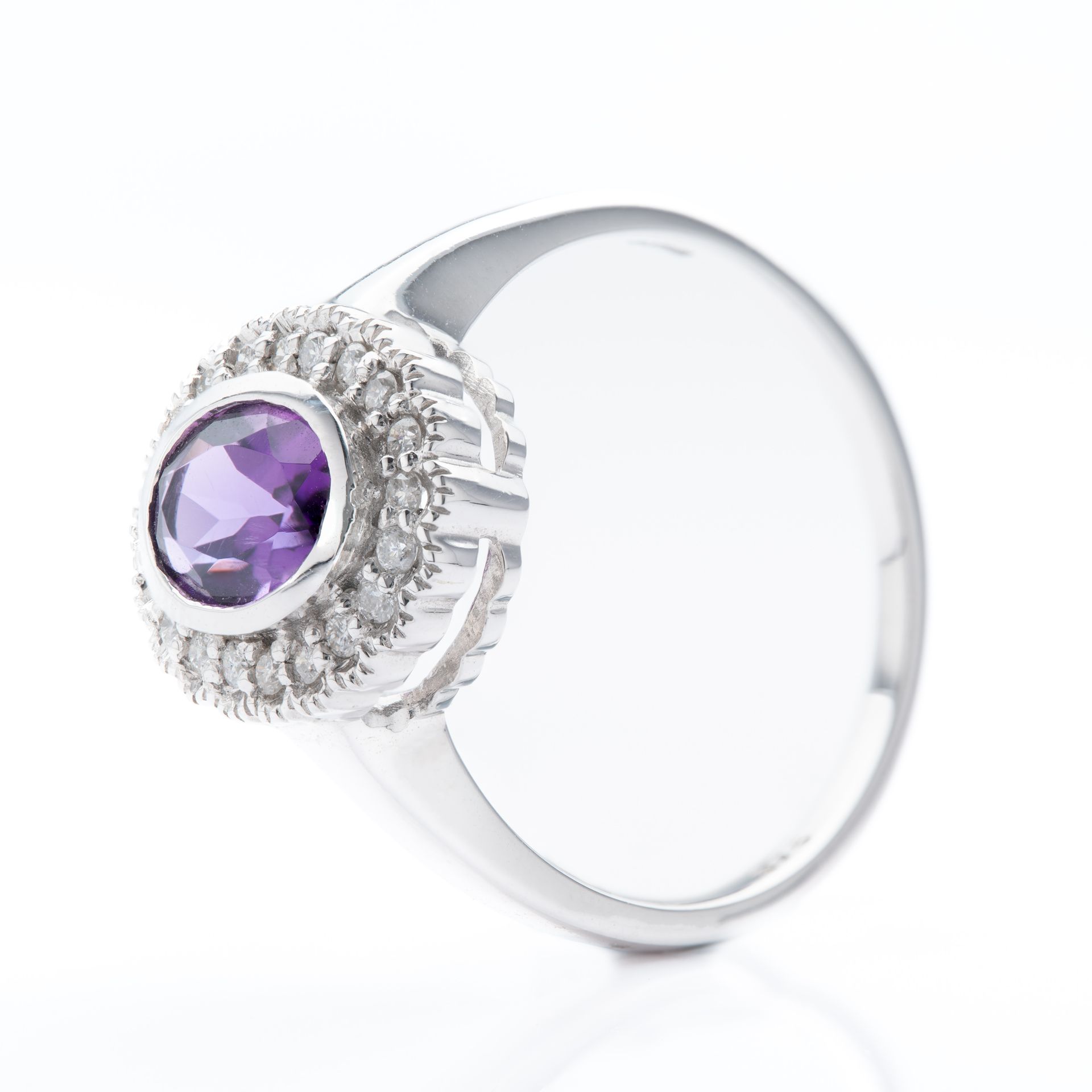 9ct White Gold Oval Cut Amethyst & Round Brilliant Cut Diamond Halo Cluster Ring