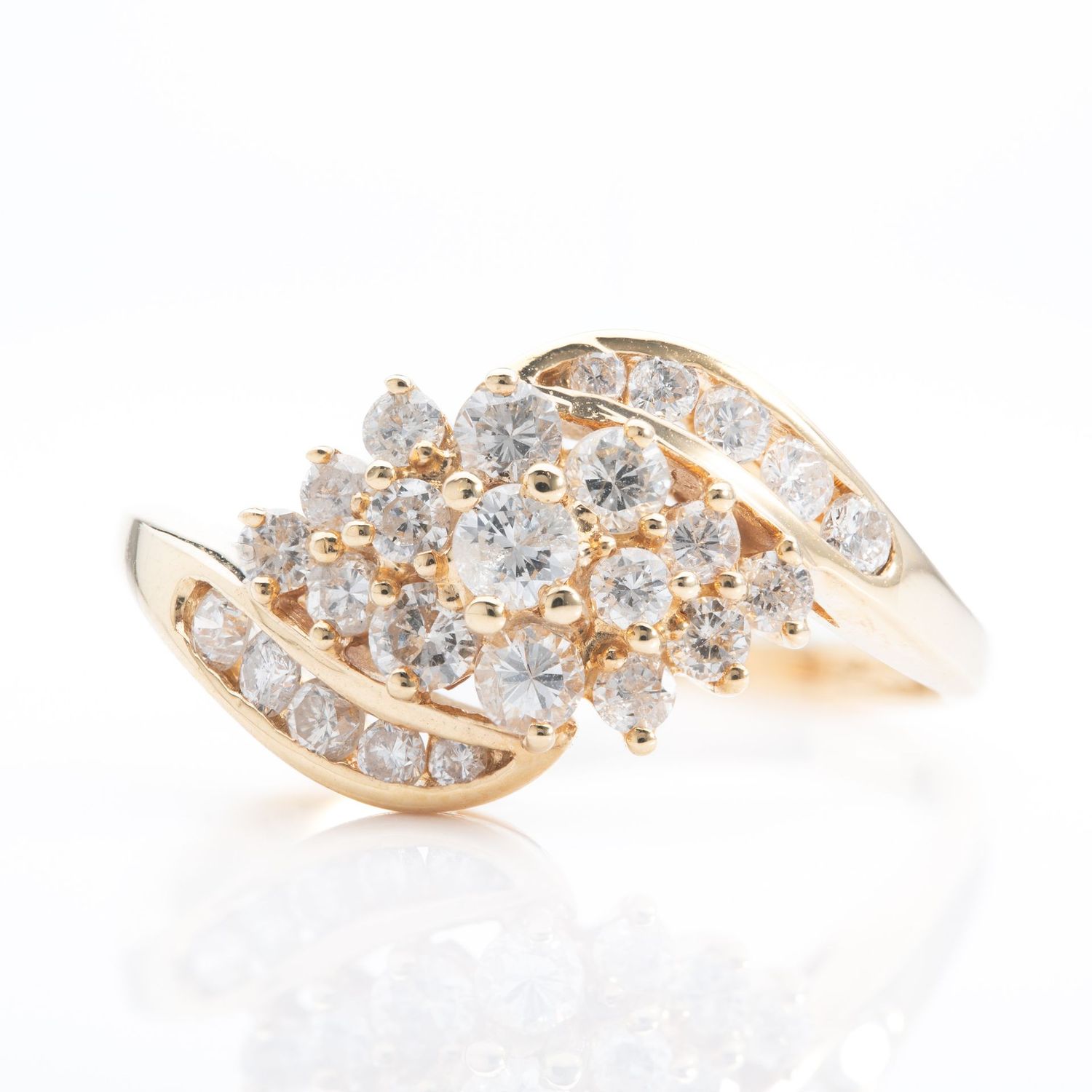 18ct Yellow Gold Diamond Set Twist Cluster Ring