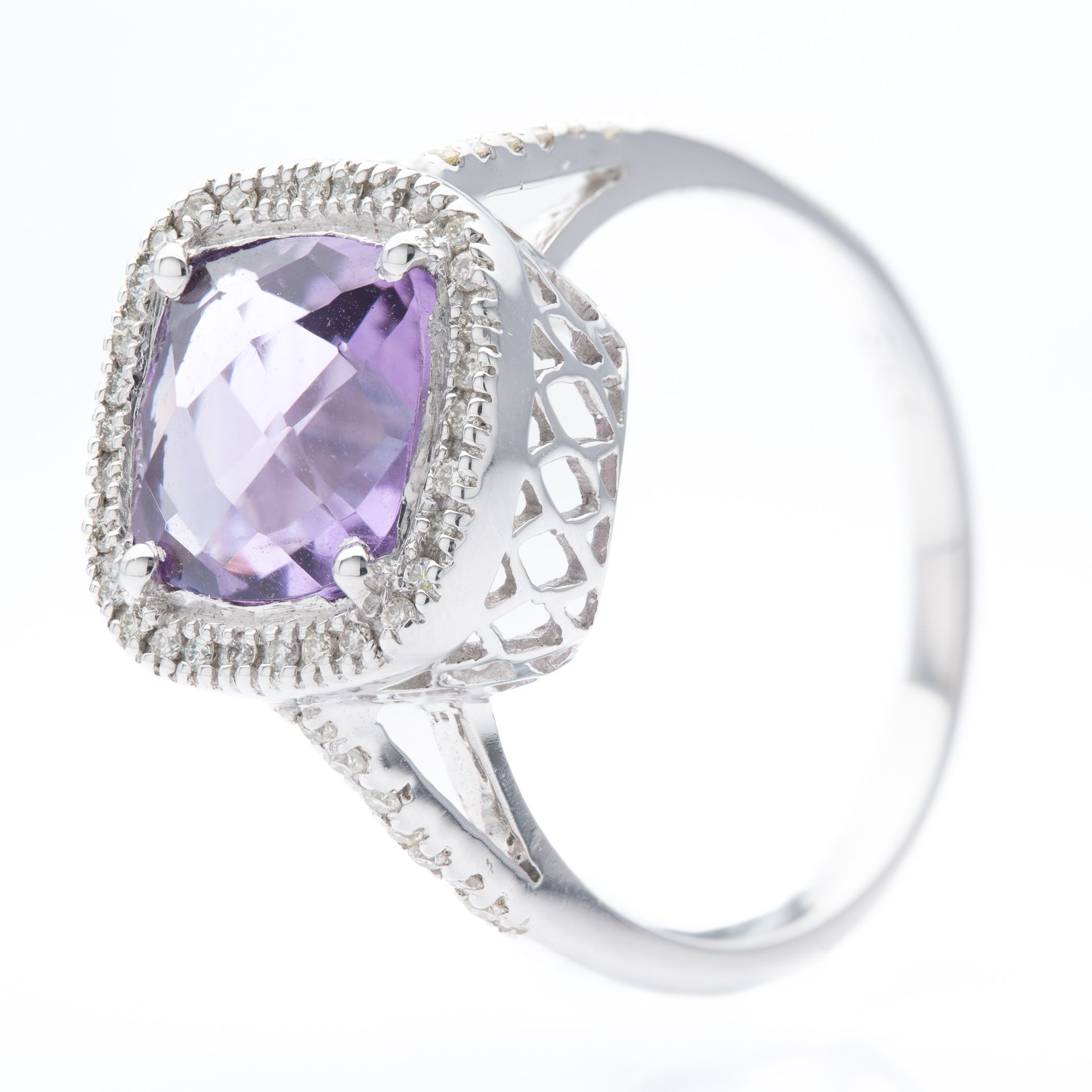 9ct White Gold Cushion Cut Amethyst & Round Brilliant Cut Diamond Cluster Ring