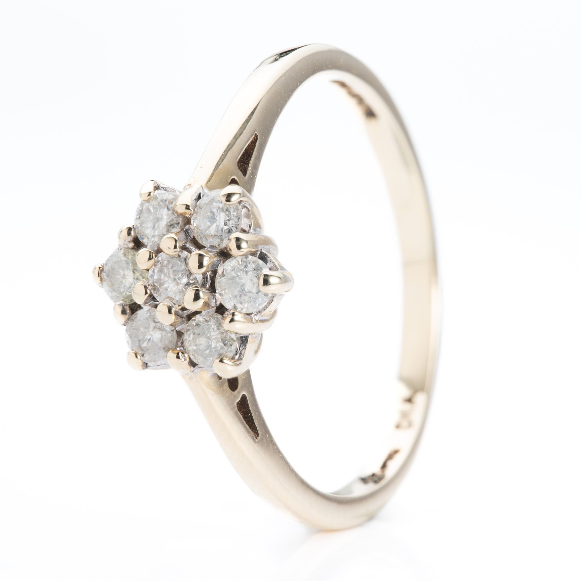 9ct Yellow Gold Diamond Cluster Ring