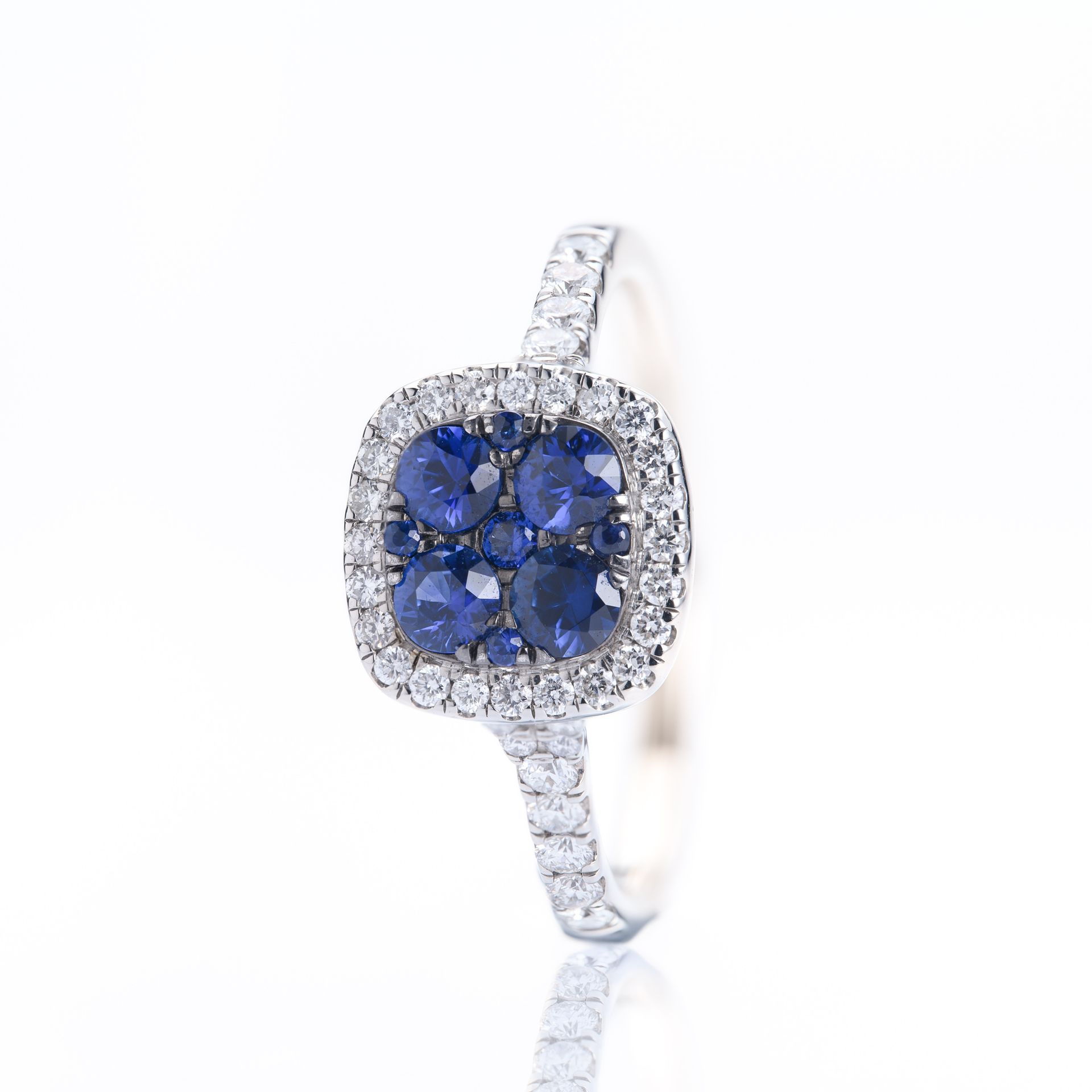 Platinum Round Cut Sapphire & Round Brilliant Cut Diamond Cushion Cluster Ring
