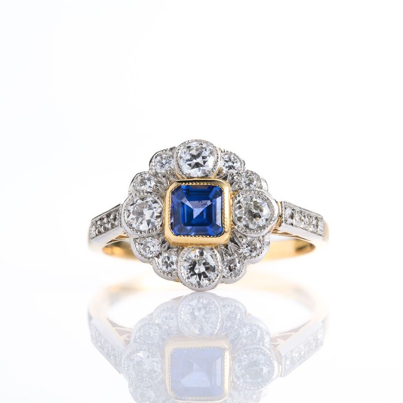 Pre-Loved 18ct Yellow Gold & Platinum Square Cut Sapphire & Round Brilliant Cut Diamond Cluster Ring