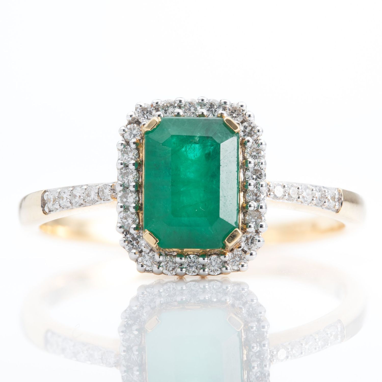 18ct Yellow Gold Emerald Cut Emerald and Brilliant Cut Diamond Ring 18ct Yellow Gold Emerald Cut Emerald and Brilliant Cut Diamond Ring