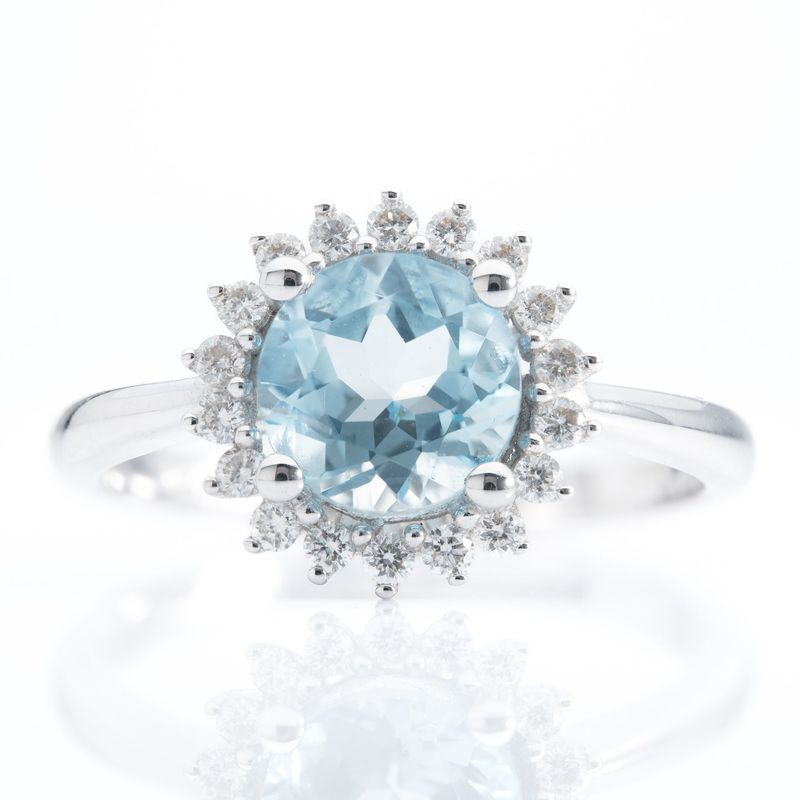 18ct White Gold Aquamarine and Diamond Starburst Cluster Ring