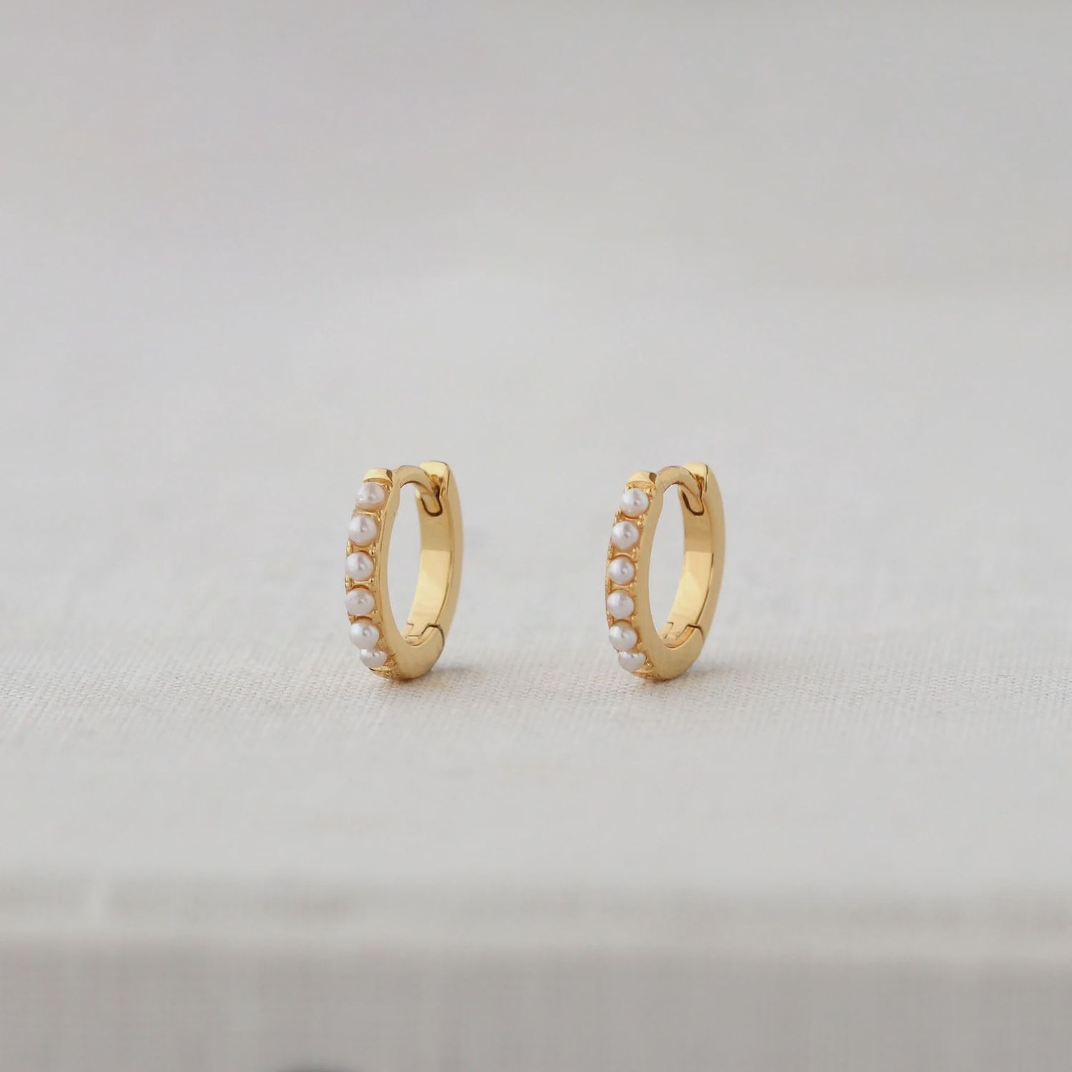 Pearl 12mm Huggie Hoop