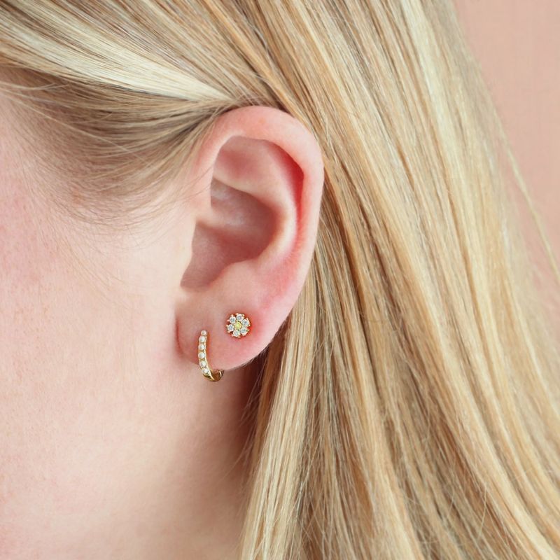 Pearl 12mm Huggie Hoop