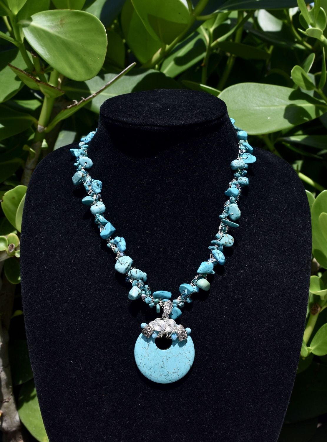 Round Turquoise Stone Necklace