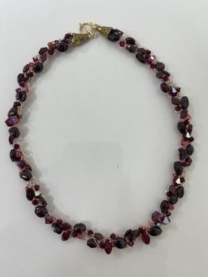 Garnet crochet necklace