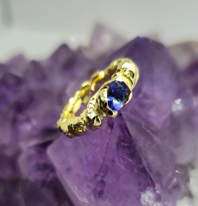 Tanzanite in the Rough Ring in 18K Yellow Gold