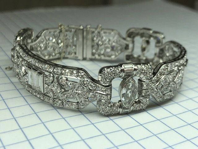 Art Deco Diamond Bracelet in 18K White Gold