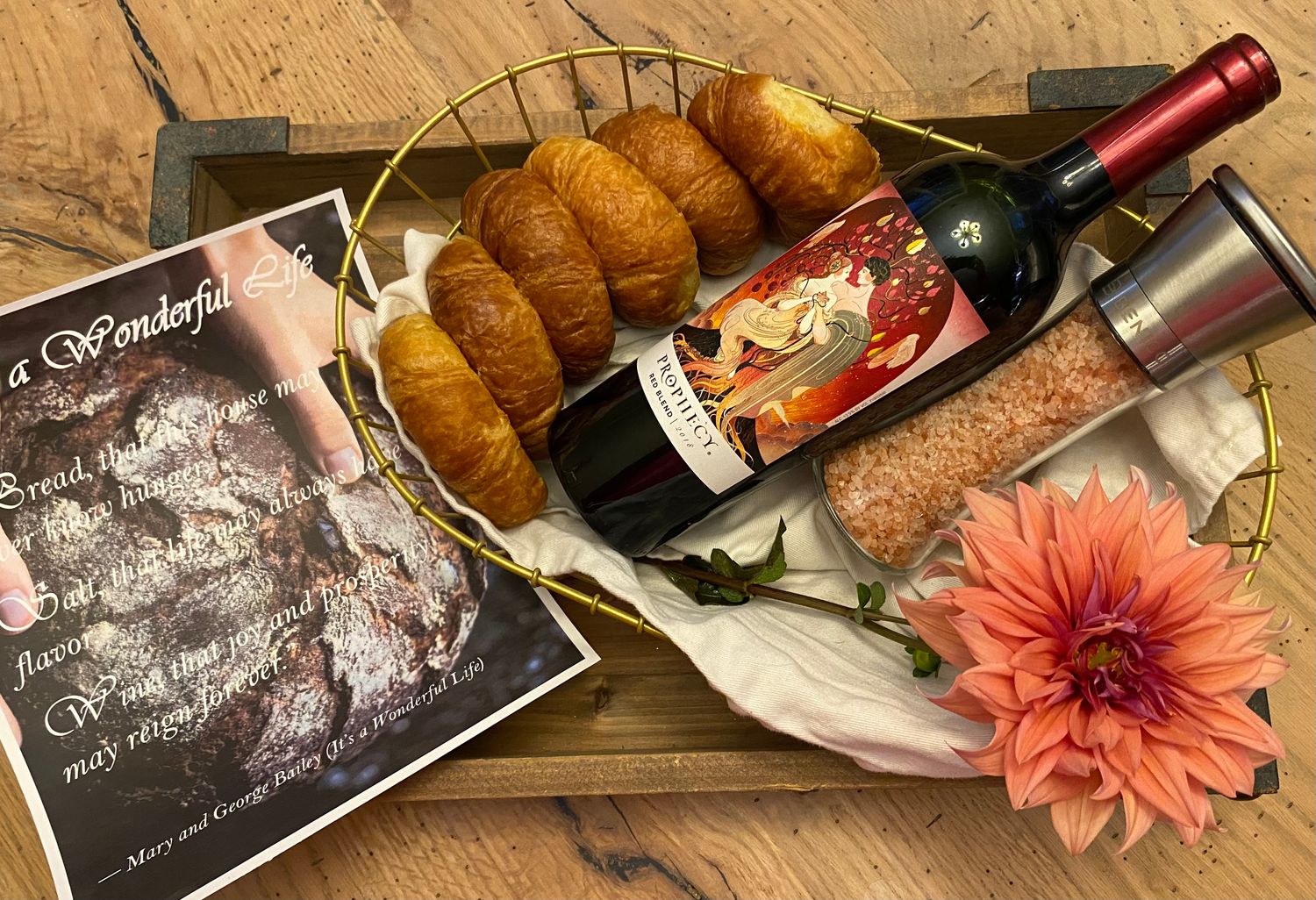 It&#39;s a Wonderful Life Housewarming Basket