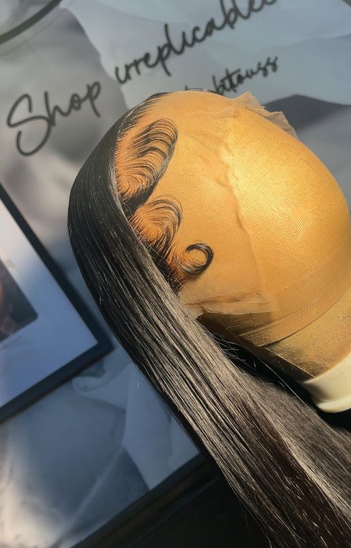 Straight Middle Part ( FLASH SALE ) 