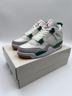 Air Jordan 4 Retro x SB Pine Green