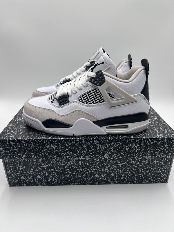 Air Jordan 4 Retro Military Black