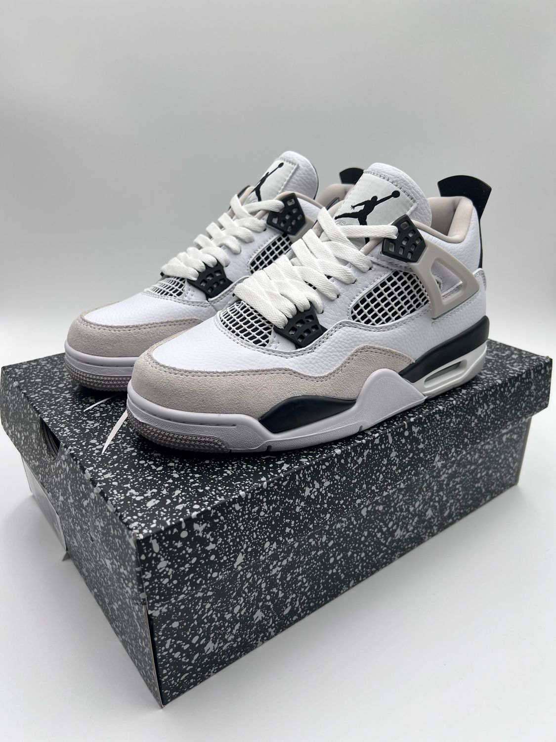 Air Jordan 4 Retro Military Black