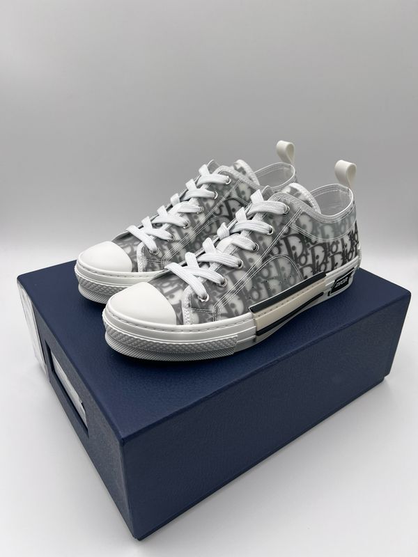 B23 Low Top Sneakers