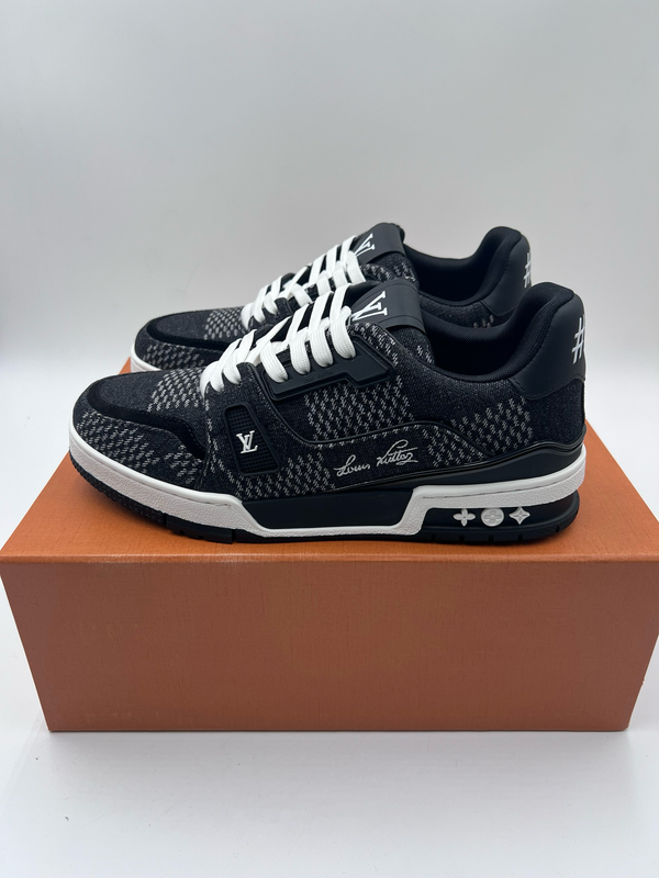 Grey &amp; Black Trainer Sneakers