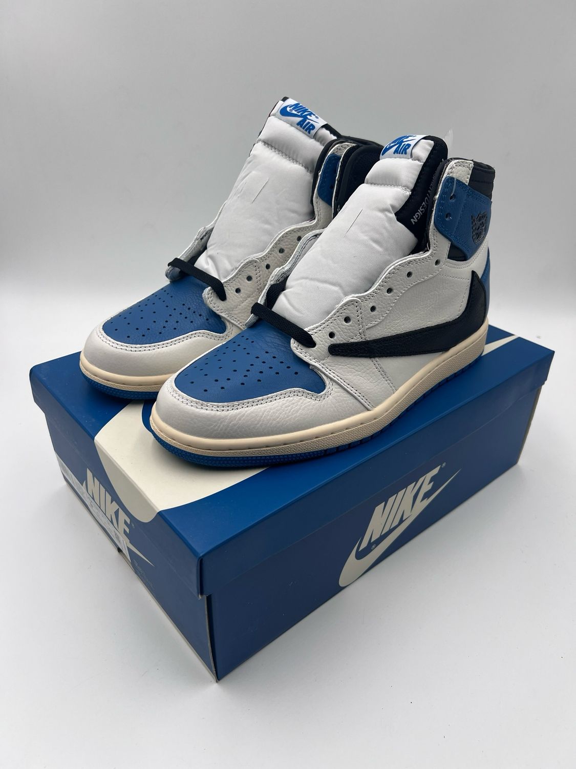 Air Jordan 1 High x Travis Scott Fragment