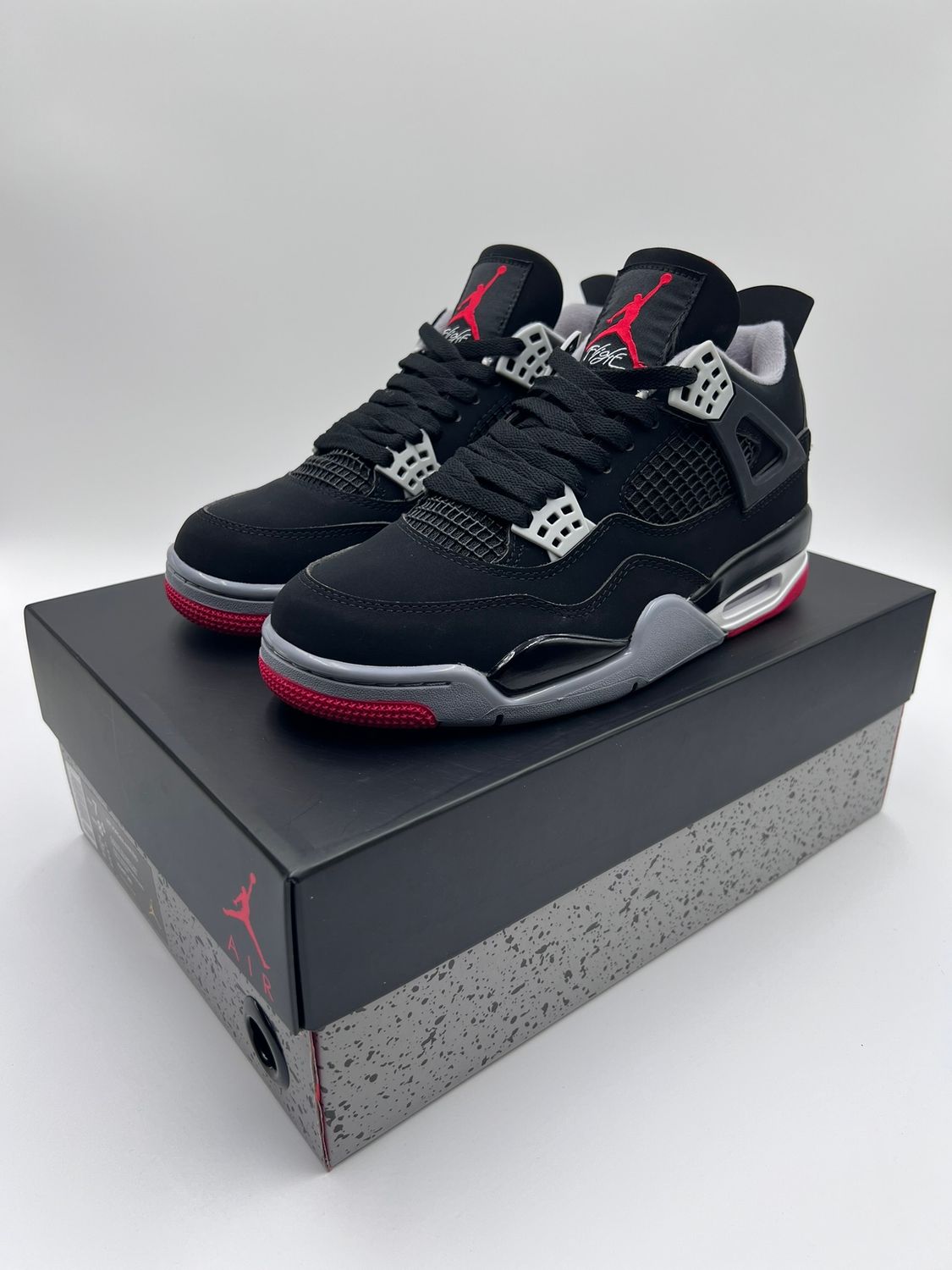 Air Jordan 4 Retro Bred