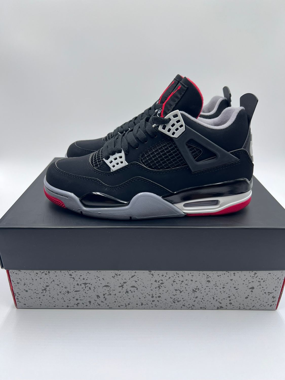 Air Jordan 4 Retro Bred