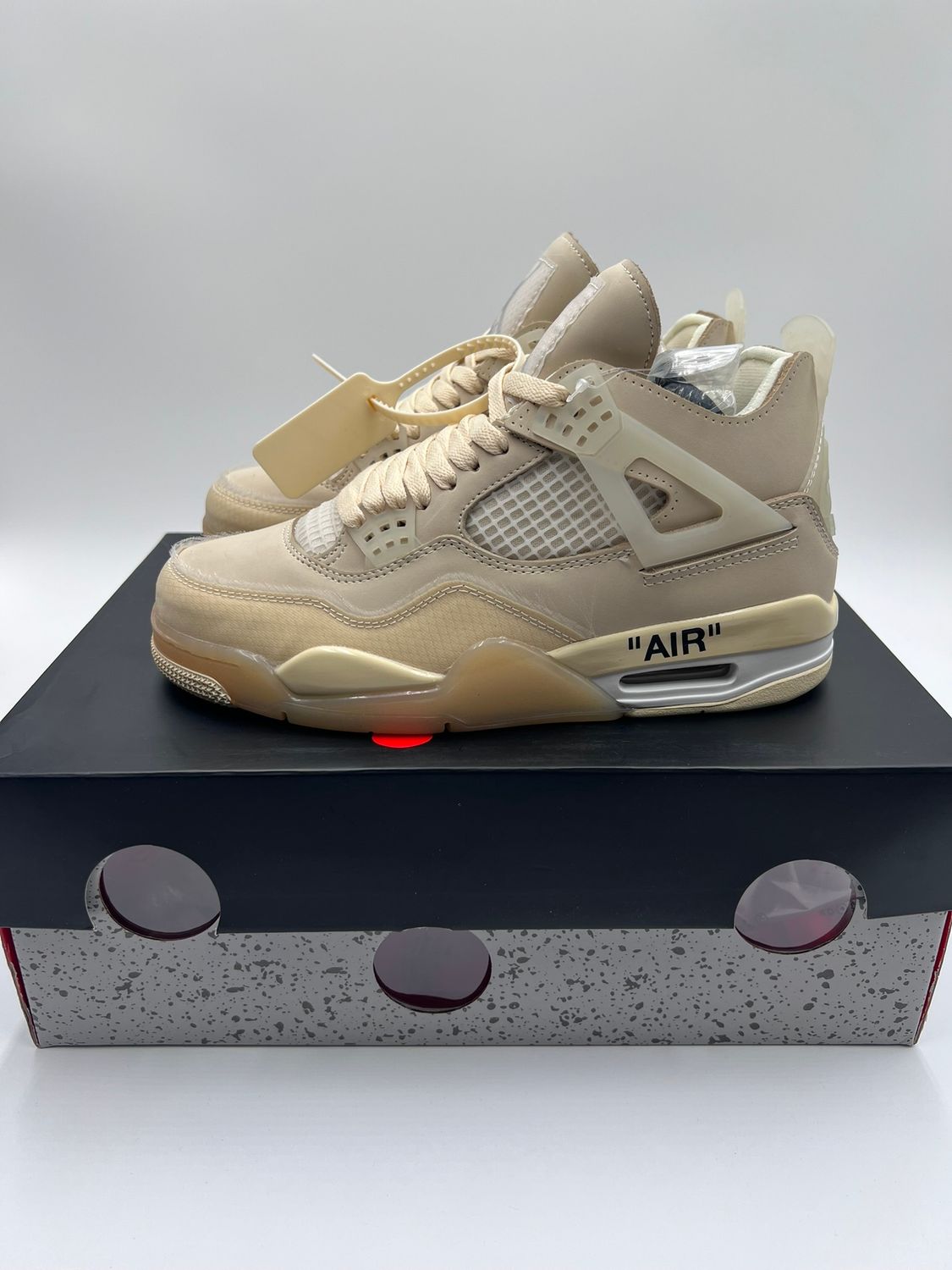 Air Jordan 4 Retro x Off-White Sail
