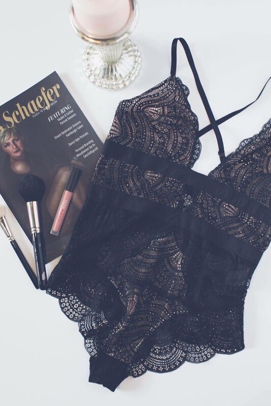 *LOVE YOURSELF* Boudoir Special