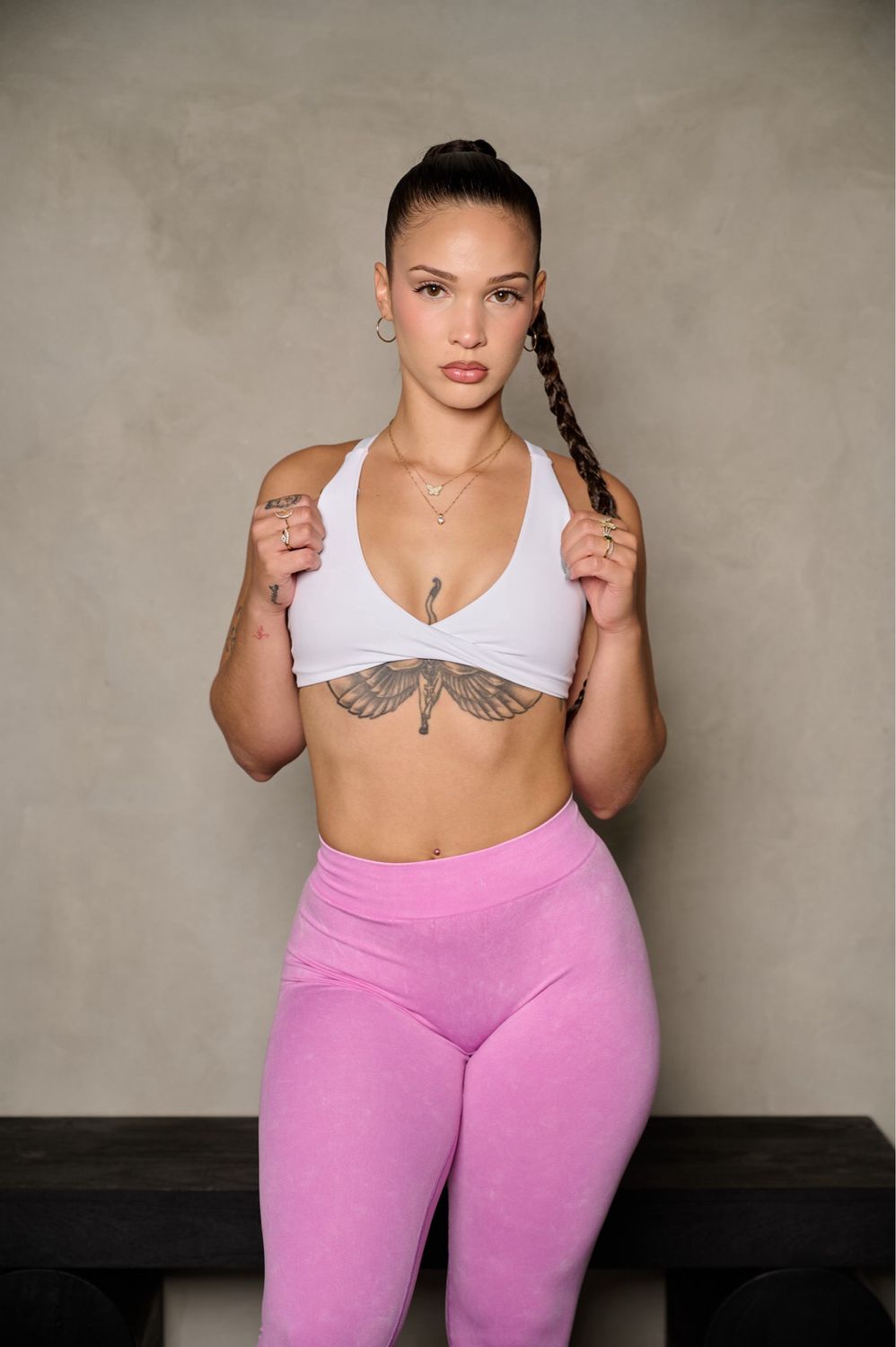 WHITE FRONT TWIST/ CROSS BACK SPORTS BRA