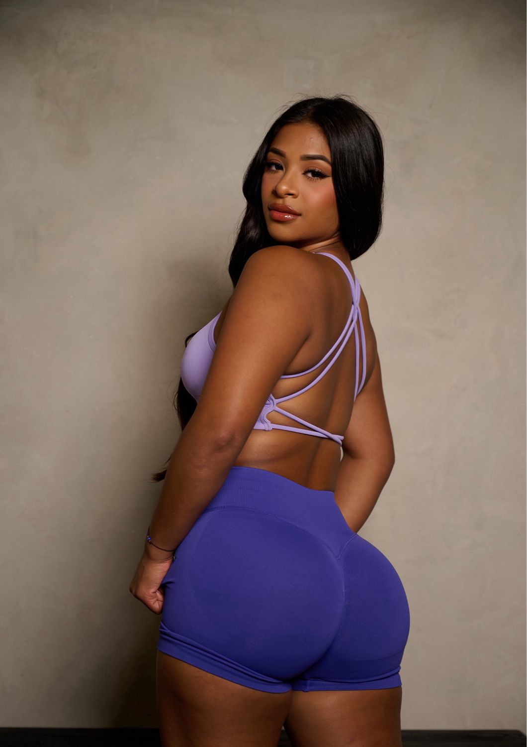 PLUM SCULPTING BUTT SHORTS