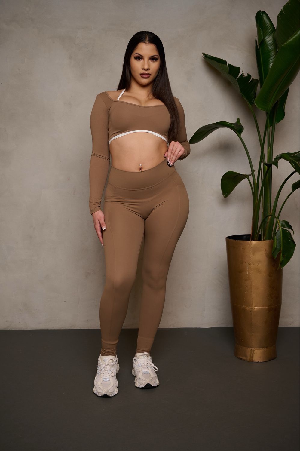 MOCHA TWO-TONE TOP AND LEGGING SET