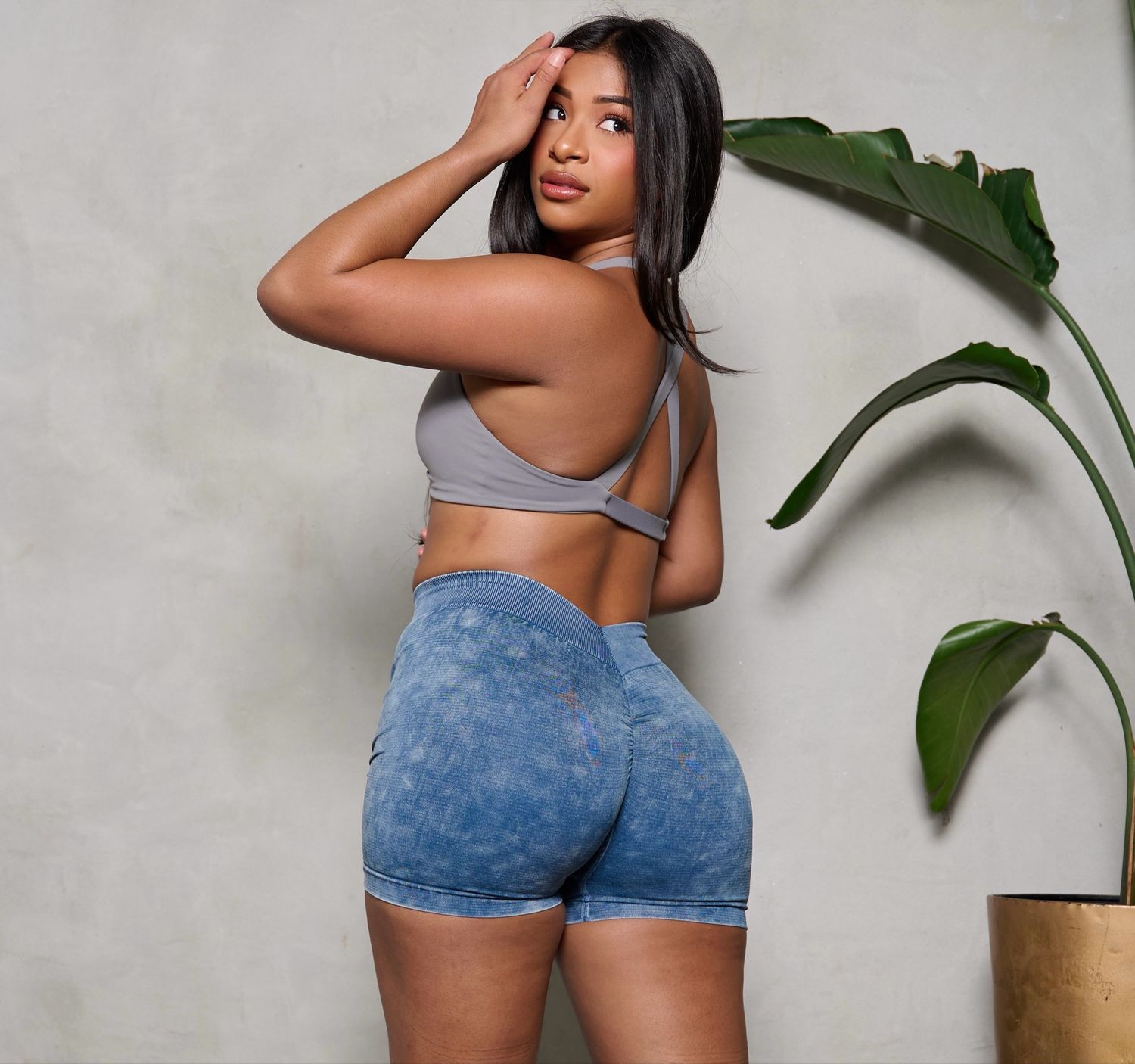 Blue Acid Wash V-Back Scrunch Butt Shorts