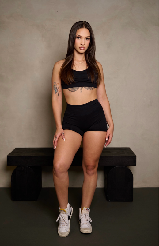BLACK SCULPTING BUTT SHORTS