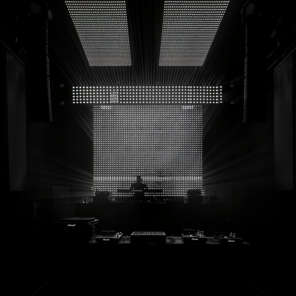 Show Pix 24