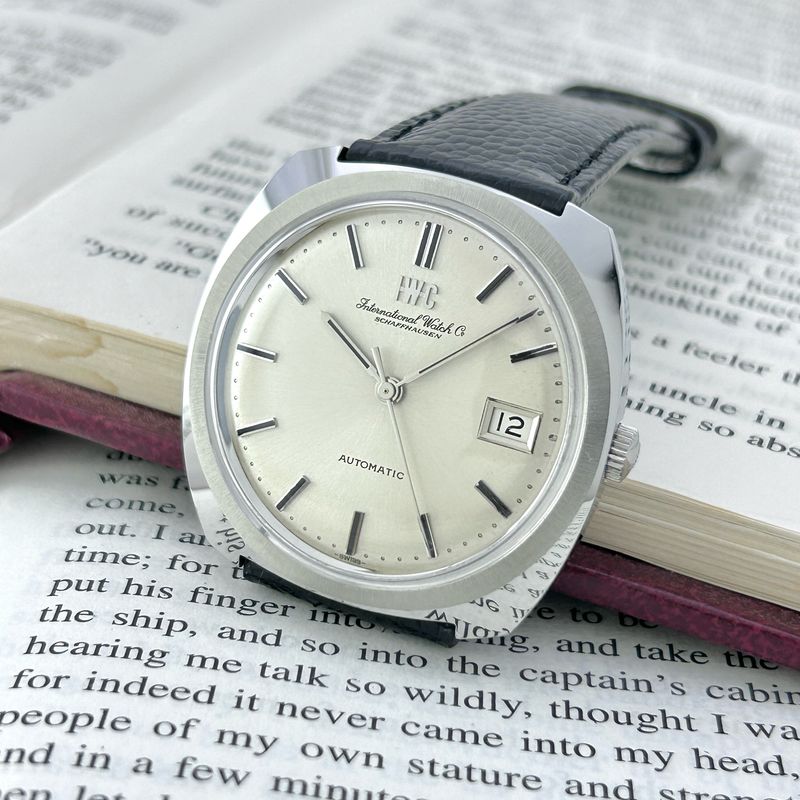 IWC Cushion R814A Jumbo 36.0mm C.8541B 1970