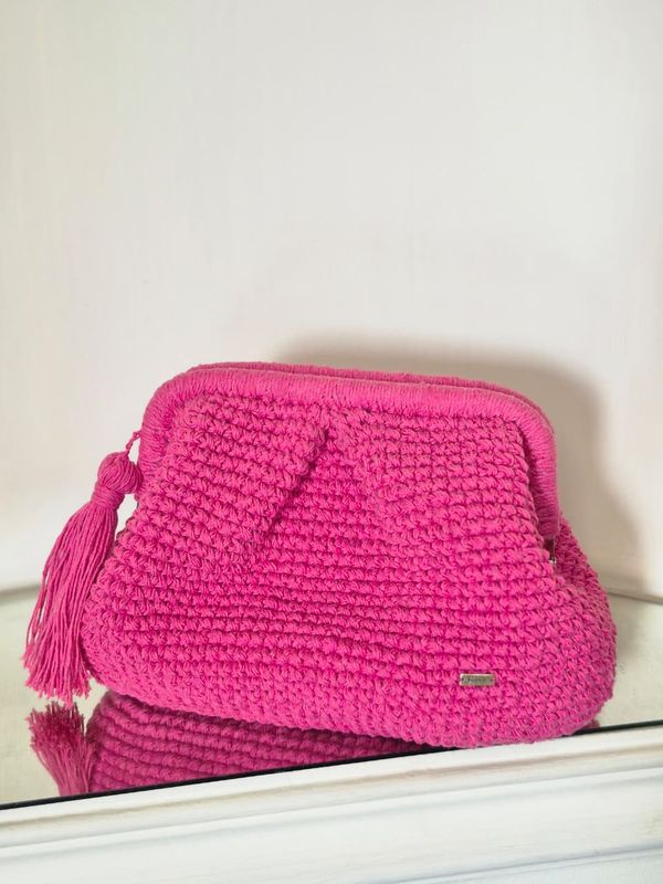 Crochet clutch