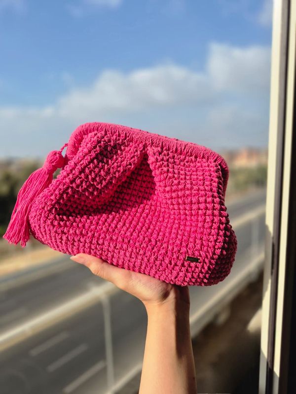 Crochet clutch