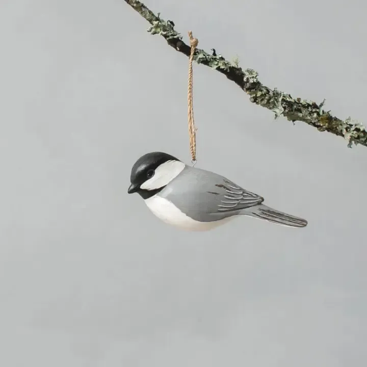 Hanging Chickadee 4"