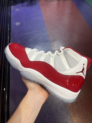 Jordan 11 Cherry