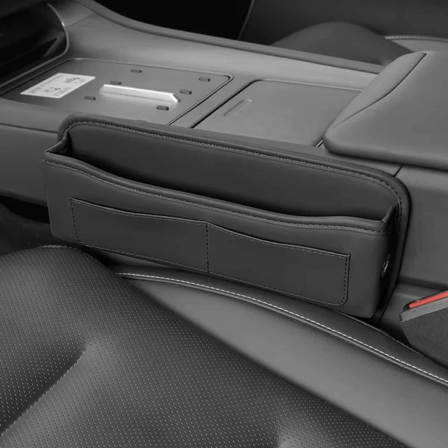 FocusOutdoor® Car Seat Side Organiser – Essential Storage Solution