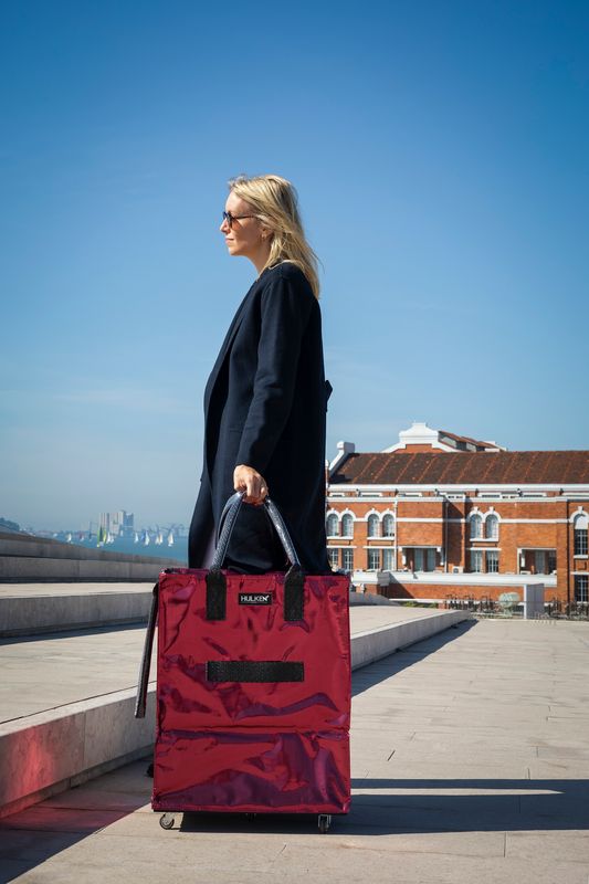 Hulken Bag Medium Cosmic Red