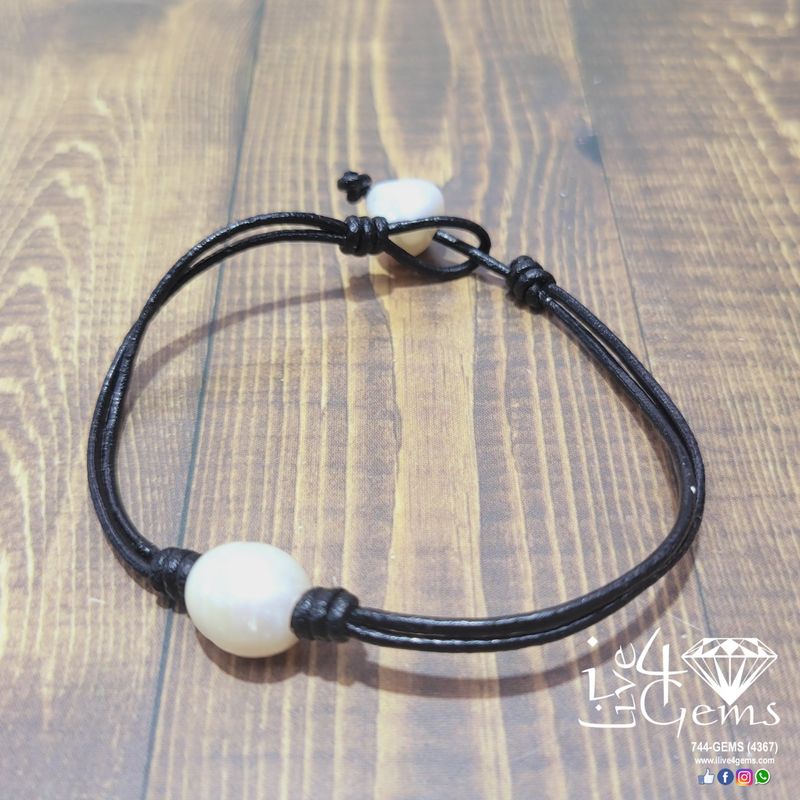 Single Baroque 11mm Pearl Leather Bracelet