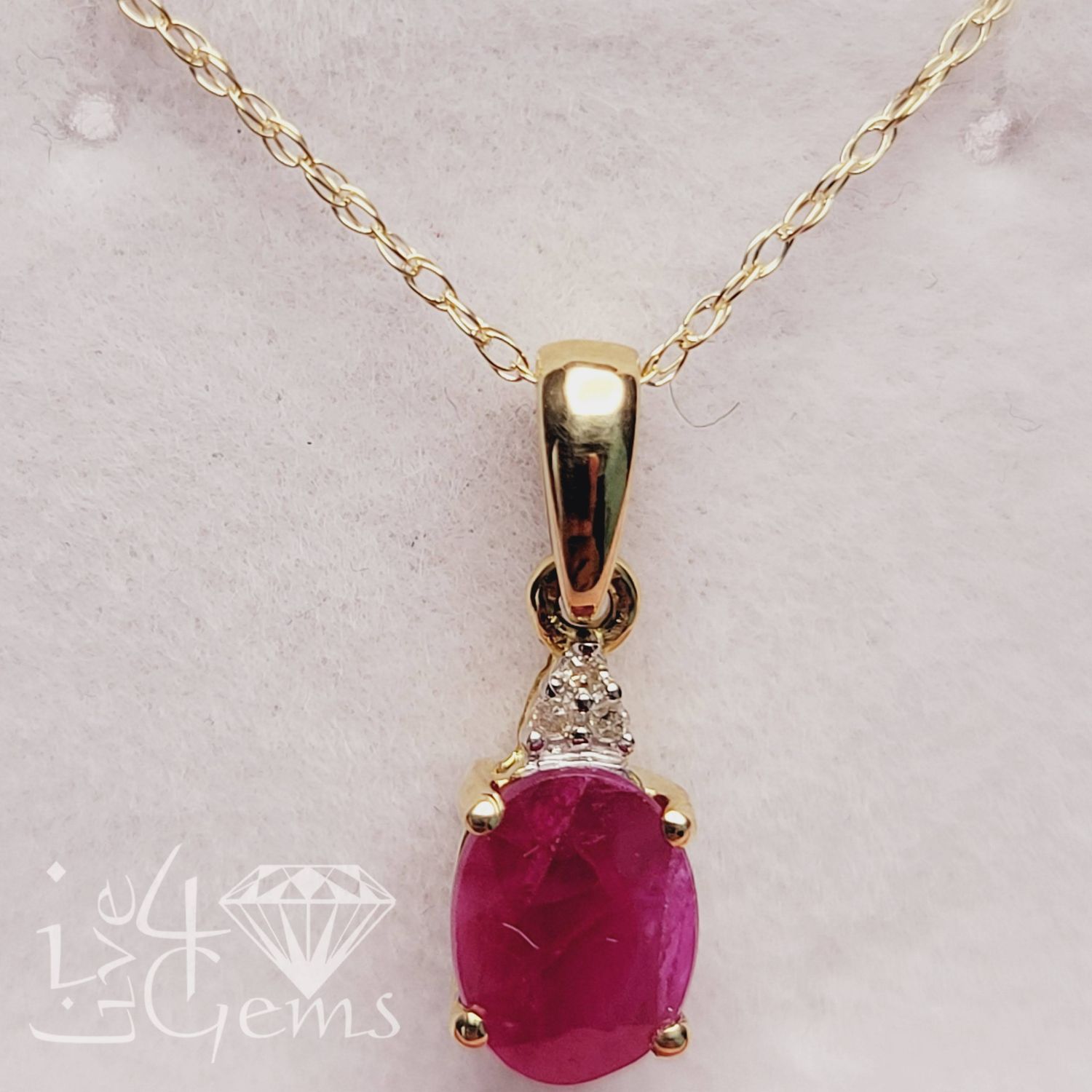 10kty Oval Ruby and Dia Pendant/Chain