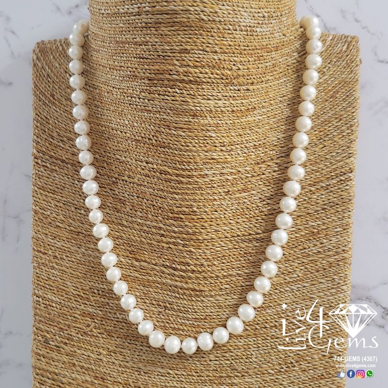 Pearl 22&quot; 8mm White Magnetic Clasp Necklace