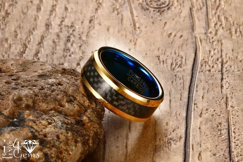 Tungsten Carbide Gold/Black Carbon Fiber 8mm