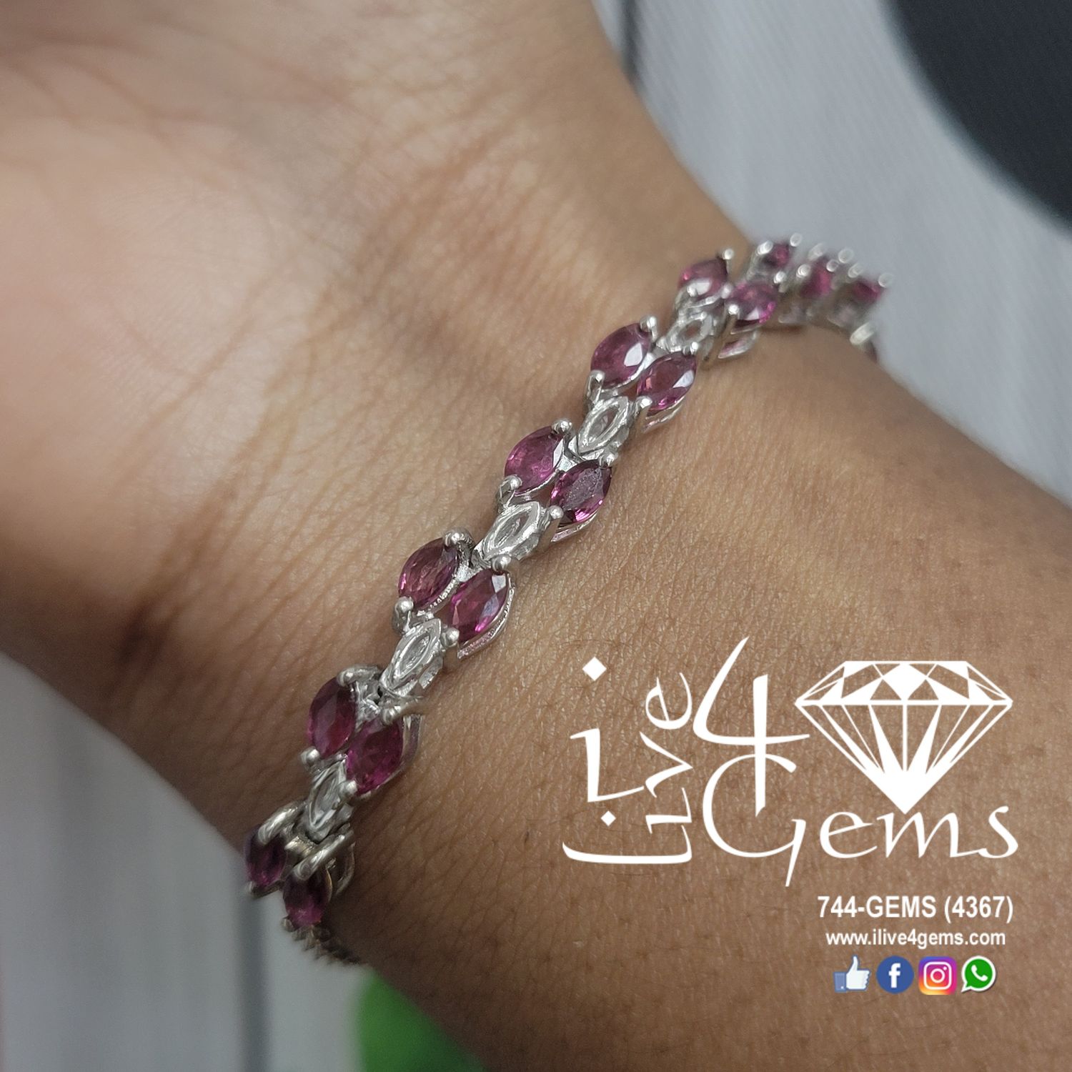 Silver 3.30ctw Ruby Bolo Bracelet
