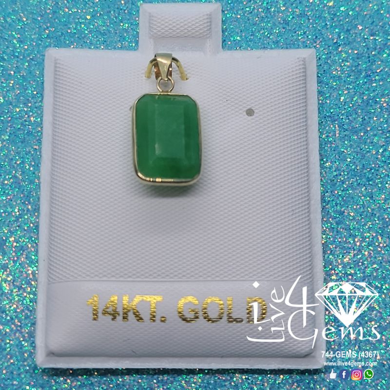 14kt Gold Rectangle Jade Pendant