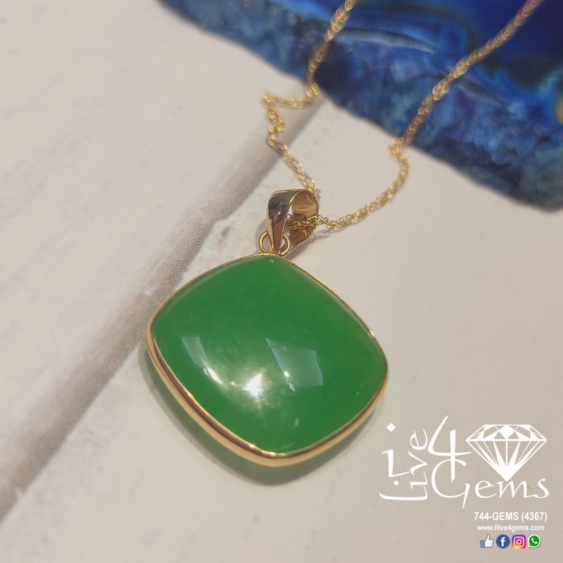 14kt Gold Jade Pendant