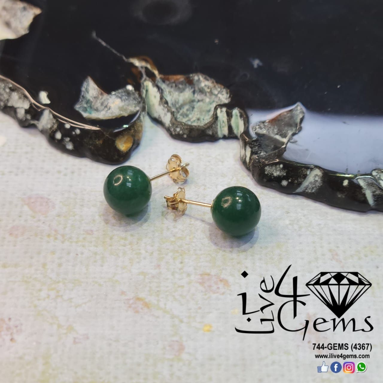 14kt Green Jade Stud 6mm